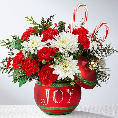 The Season&#039;s Greetings&amp;trade; Bouquet