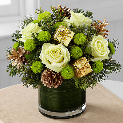 The Season&#039;s Sparkle Bouquet